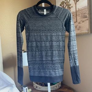 🍋 lululemon long sleeve